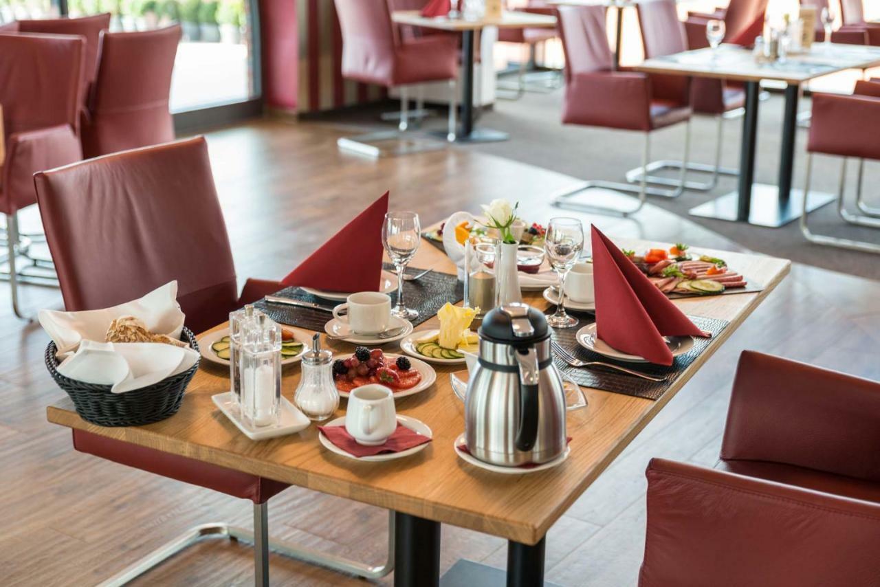 Hotel & Golfrestaurant Gut Wissmannshof Staufenberg  ภายนอก รูปภาพ