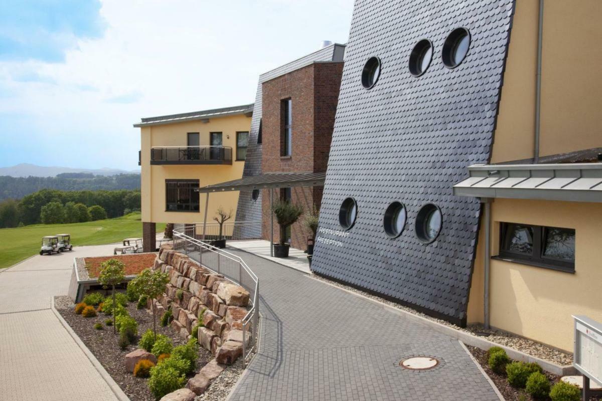 Hotel & Golfrestaurant Gut Wissmannshof Staufenberg  ภายนอก รูปภาพ