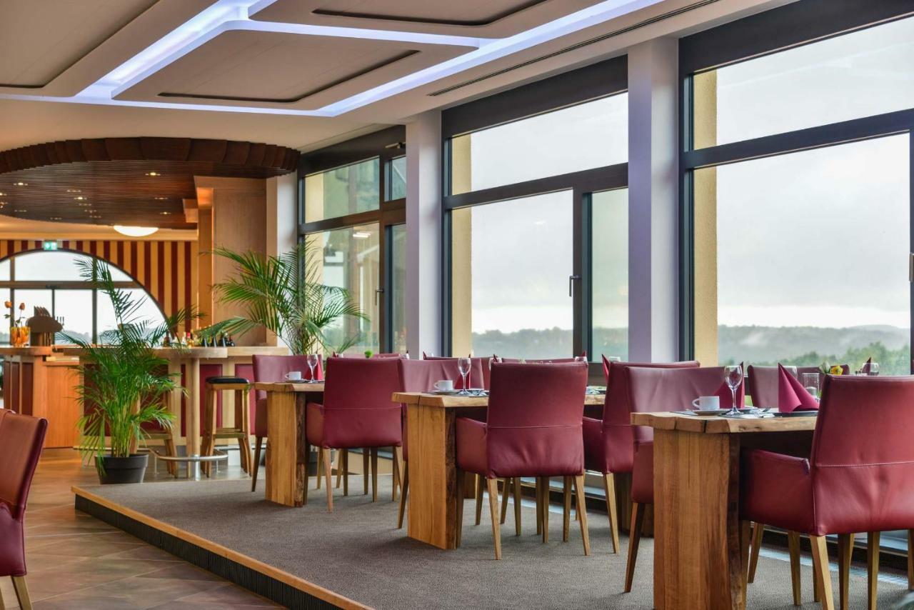 Hotel & Golfrestaurant Gut Wissmannshof Staufenberg  ภายนอก รูปภาพ